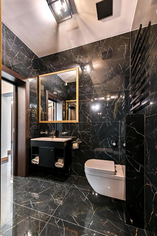 Aparthotel Diamond Sveciu Namai Kaunas Exterior foto